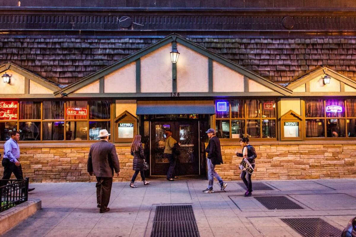 Miller's Pub