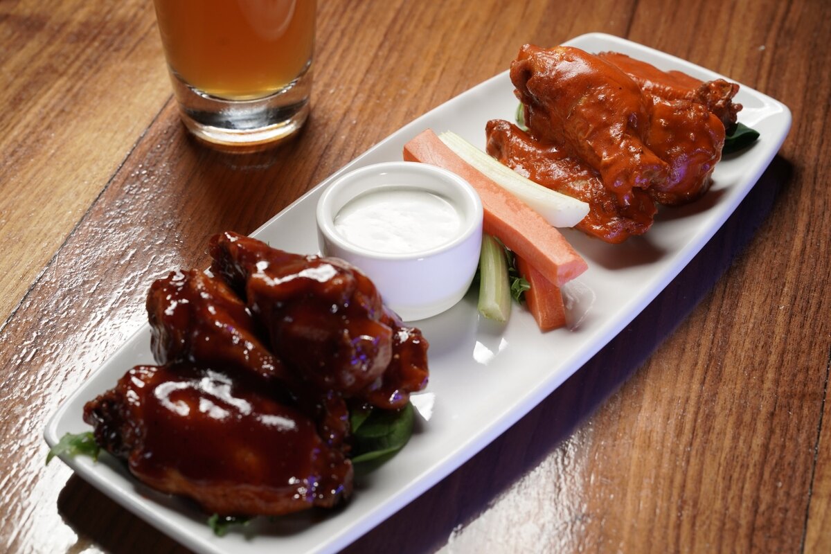 Standard Bar & Grill